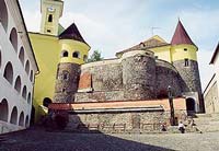 У замку "Паланок" відкриють екуменічну церкву, відреставровану за сприяння Віктора Балоги