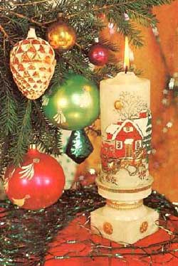 Різдвяна свічка створить атмосферу домашнього свята