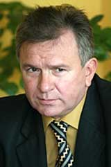 Ігор Кріль: Янукович ходить до Президента, бо хоче "забалакати" указ Президента