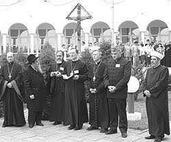 Священики різних конфесій спільно помолилися в Ужгороді  