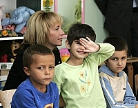 Голова Наглядової ради фонду "Україна 3000" Катерина Ющенко у дитячому будинку "Дивосвіт"