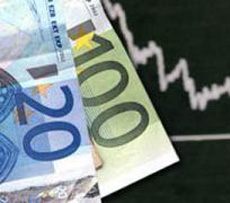 Курс євро в Україні потрохи знижується