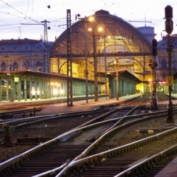 До Євросоюзу шлях знову закритий: Сьогодні вночі залізничники Угорщини відновлюють страйк  