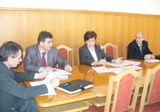 Деякі депутати Закарпатської облради брали участь в роботі постійних комісій менше трьох разів