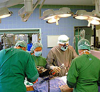 Уперше в Ужгороді проведуть операції на відкритому серці