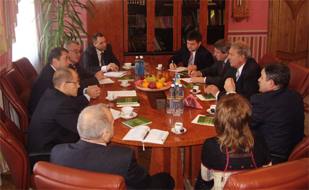 У прокуратурі Закарпаття відбулася зустріч із делегацією прокуратури сусідньої області Угорщини