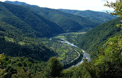 Закарпатське село Верхній Бистрий врятує "залізна вода"?