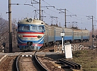 З 25 грудня по 15 січня в поїзд "Київ-Ужгород" можна буде сісти з власним автомобілем