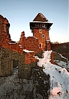 Невицький замок - один з найпривабливіших туристичних об'єктів Закарпаття