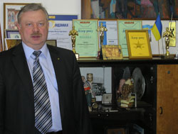 Директор Закарпатської обласної дирекції Райффайзен Банку Аваль Выктор Гончарко.