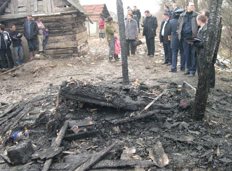 Сьогодні в Ужгороді у вогні загинула дворічна дитина (ФОТО)