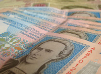 Українці, які втратили роботу за кордоном, можуть отримати грошову компенсацію