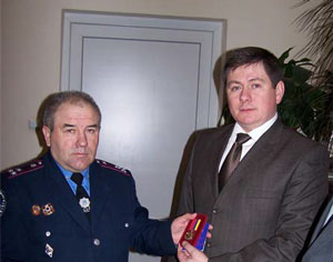 Начальник УДАІ ГУМВСУ у Закарпатській області Петро Луцюк нагороджений пам’ятною профспілковою медаллю