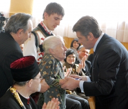 Президент вручив державні нагороди з нагоди 70-річчя подій, пов’язаних із проголошенням Карпатської України