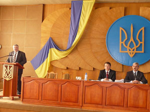 Голова Закарпатської ОДА взяв участь у роботі сесії Тячівської райради 