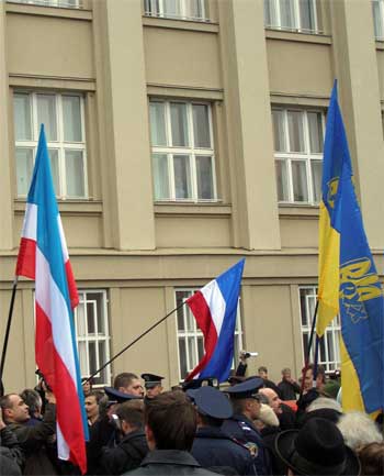 Закарпатське УНО обіцяє власними силами протидіяти сепаратистам 1 травня