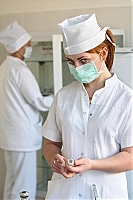 Ужгород: В міліцейській лікарні медсестри затримали циганчат-злодюжок
