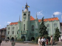 Закарпаття: У Мукачеві пройшов Міжнародний фестиваль етнічних театрів національних меншин