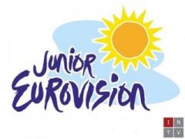 ГОЛОСУЙТЕ ЗА ЗЕМЛЯЧКУ! Ужгородка Даніела Якобчук має шанс представити Україну на Дитячому Євробаченні