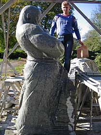 Під час роботи над пам'ятником Іванові Фірцаку (Кротону)