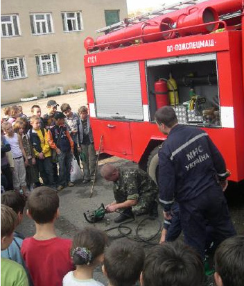 В Ужгороді рятувальники провели урок з основ безпечної життєдіяльності 