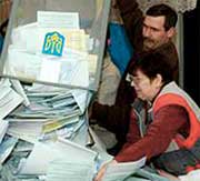 В Ужгороді з'ясовували, чи готові виборчі комісії Закарпаття до виборів