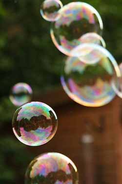 Закарпатська УНП проведе бульбашковий флешмоб 