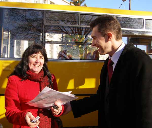 Закарпатська глибинка отримала ще 15 шкільних автобусів (ФОТО)