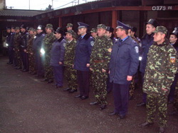 В закарпатському Мукачеві громадський порядок спільно захищають козаки і міліціонери