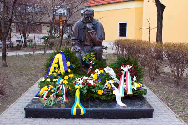 Українці Угорщини урочисто відзначили роковини з дня народження Тараса Шевченка