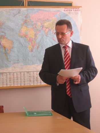 Студентам УжНУ лекції читає Радник Посольства у Республіці Казахстан