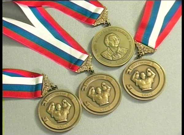 Закарпатець виборов  всі три перші місця на чемпіонаті світу з гирьового двоборства серед  ветеранів 