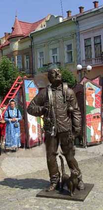 У Мукачеві відкрили пам'ятник коминареві (ФОТО)