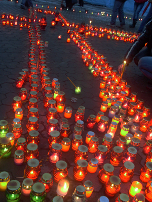 В Ужгороді пам’ять жертв Голодомору вшанували кількома акціями (ФОТО)