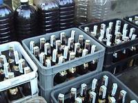 У мікроавтобусі мукачівця виявили 3 тисячі пляшок підробної горілки (ВІДЕО)