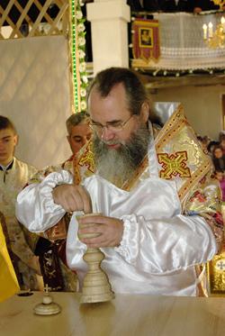 В Оноківцях під Ужгородом освятили нову православну церкву (ФОТО)