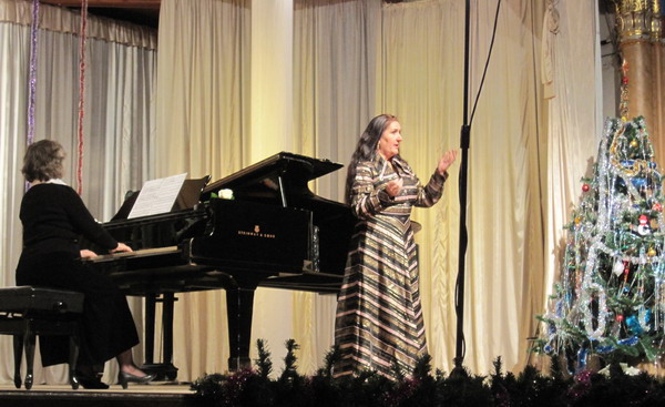 Закарпатська обласна філармонія порадувала ужгородців Різдвяним концертом (ФОТО)