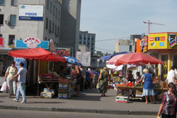 Ужгородський ринок в Новому районі візьмуть під "кришу" 
