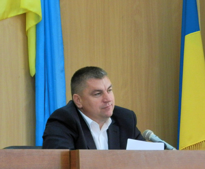 Голова Мукачівської РДА змусив сільських голів розчищати дороги (ФОТО)