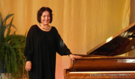 Піаністка Етелла Чуприк дала благодійний концерт у Виноградові (ФОТО)