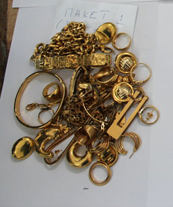 На Закарпатті митники вилучили 1,3 кг виробів з золота та 14 кг – із срібла (ФОТО)