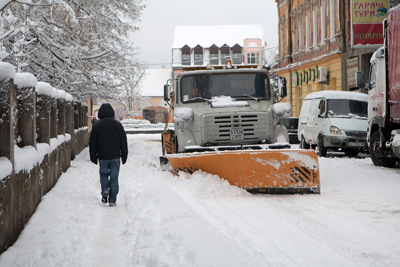 В Ужгороді через снігопад на вихідні не перекриватимуть центр