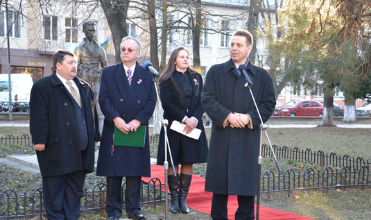 На угорському мітингу в Ужгороді озвучили прохання узаконити подвійне громадянство (ФОТО)