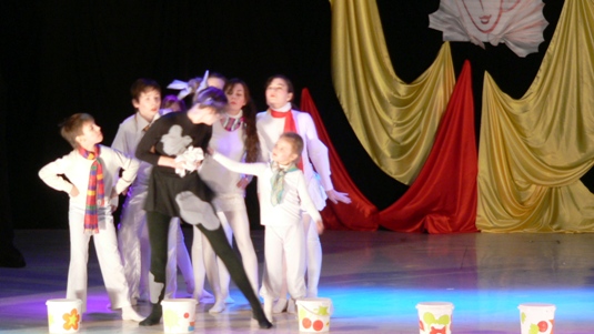 Сьогодні в ужгородському Падіюні пройшов «Театральний променад» (ФОТО)