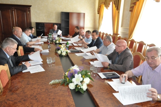 Депутати Закарпатської облради роглядали зміни до бюджету області