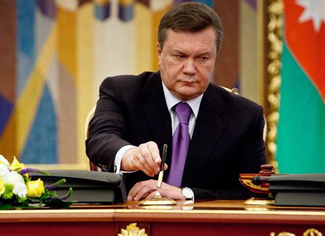Янукович звільнив Феєра і призначив Ковбаска та Култана