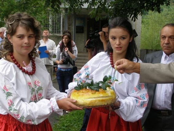 У Лопухові (Брустурах) відбувся фестиваль «Брустурянська кедровиця» (ФОТО, ВІДЕО)