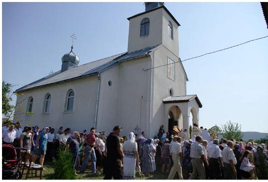 У селі Підгорб освячено новий храм (ФОТО)