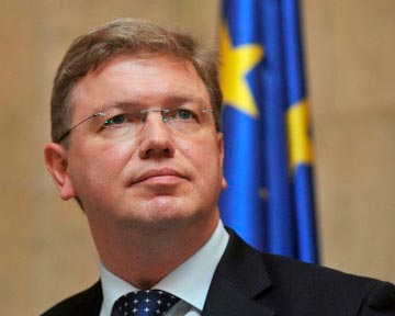 Єврокомісар Фюле скасував візит в Україну