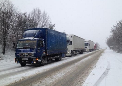 Словаччина почала впускати на свою територію вантажівки вагою більше 7,5 тон